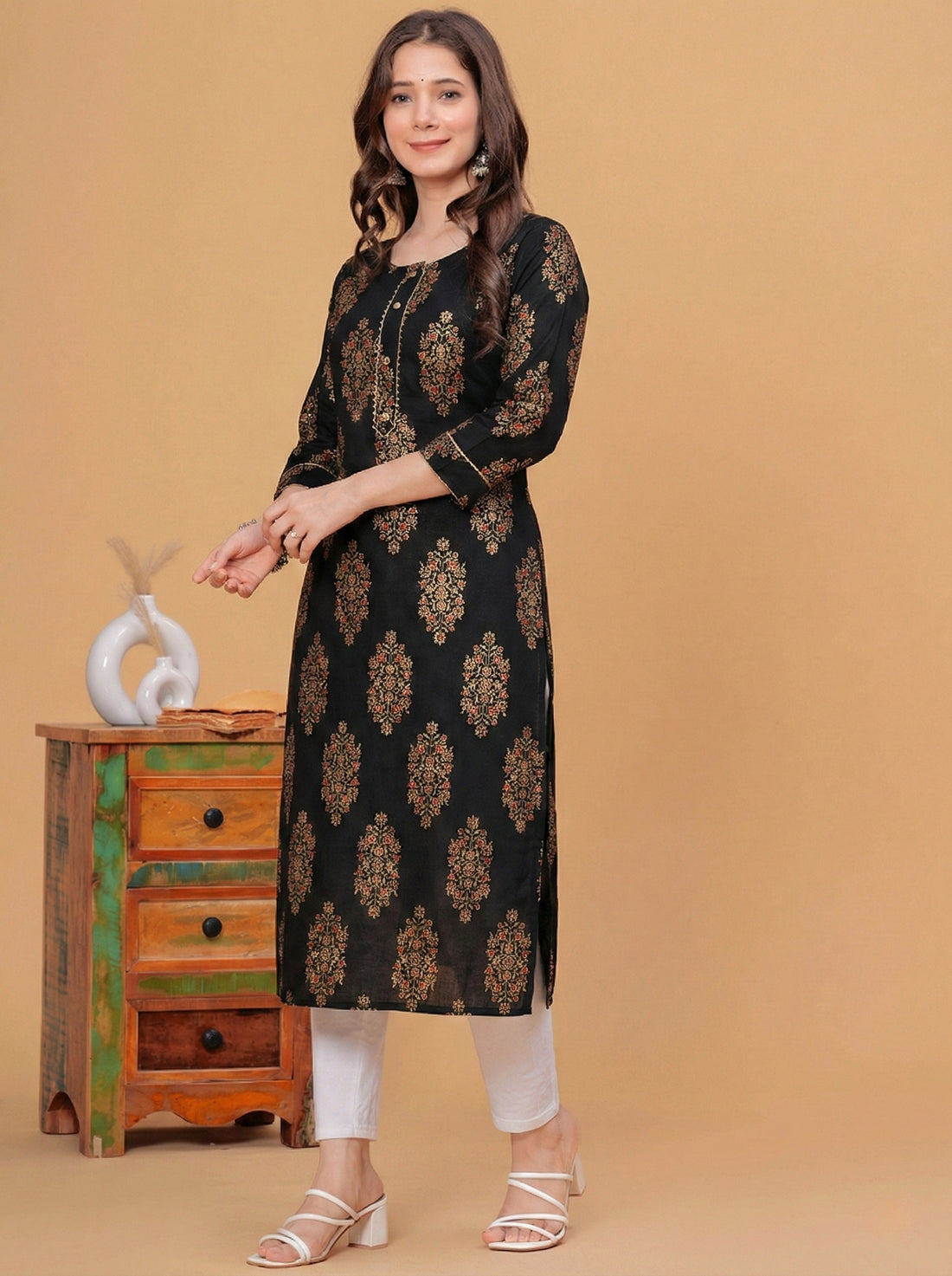 Rayon Gold Printed Straight Kurti